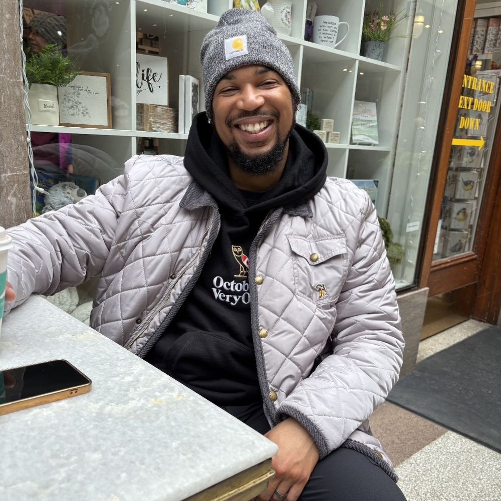 Meet your Posher, Darius
